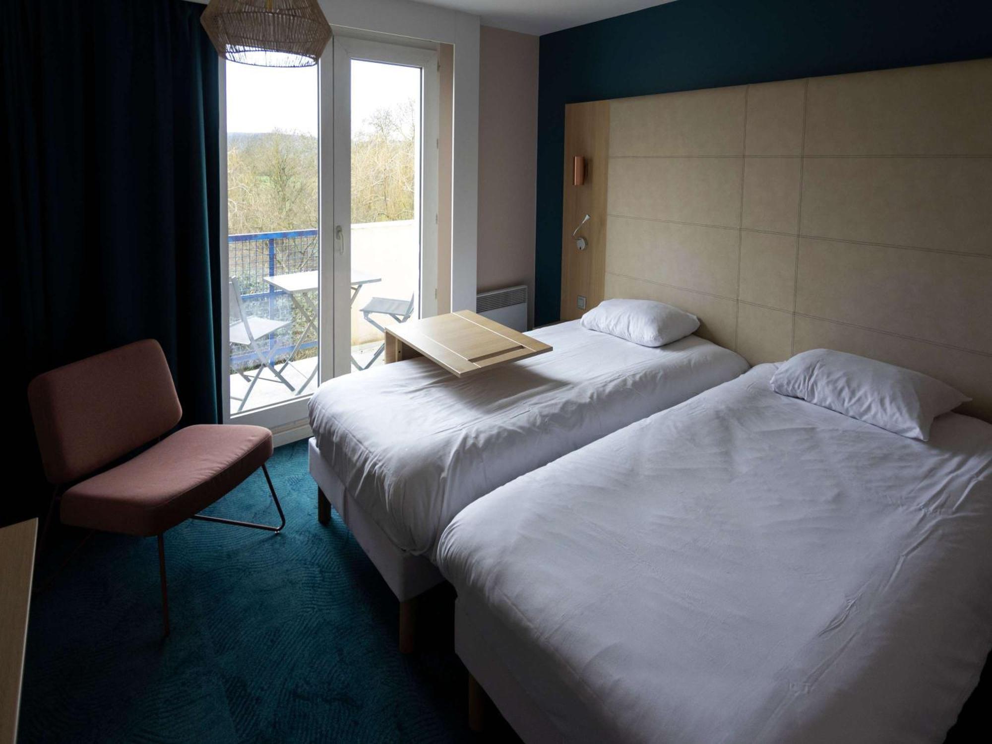 Готель Ibis Styles Шинон Екстер'єр фото