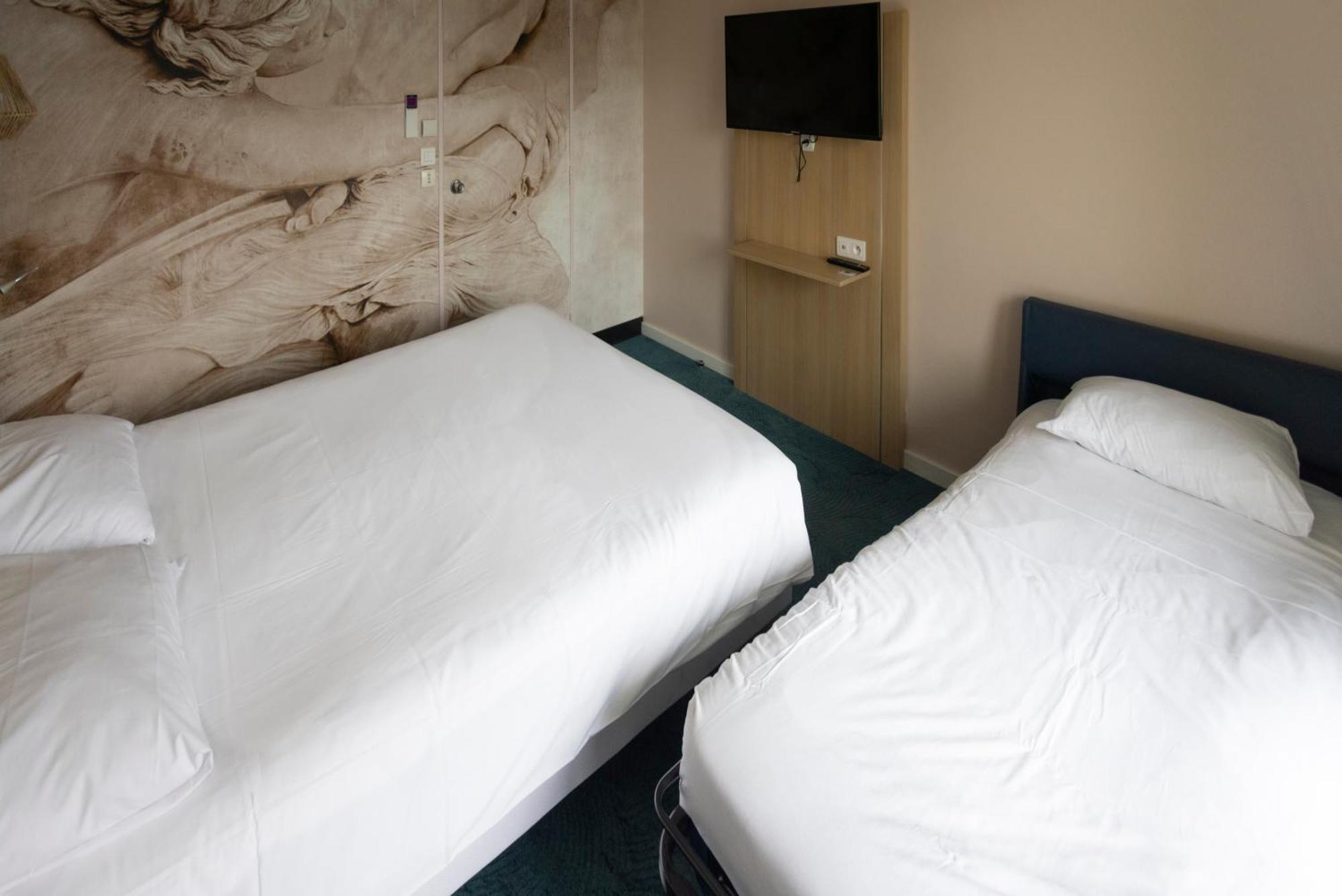 Готель Ibis Styles Шинон Екстер'єр фото